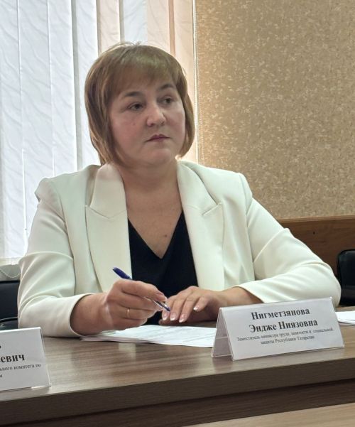 С аксубаевцами встретилась зам министра труда, занятости и соцзащиты  РТ Эндже Нигметзянова