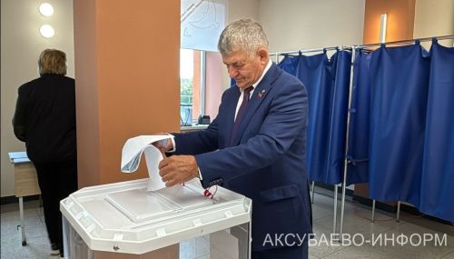 В Аксубаевском районе проголосовал депутат Госсовета РТ Камиль Гилманов