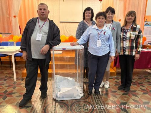 В селе Кривоозерки Аксубаевского района ветераны труда показали пример гражданского долга