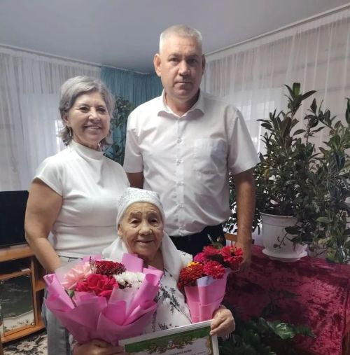 Аксубай ветераны яшьтән үк сугыш һәм ятимлек ачысын татыган