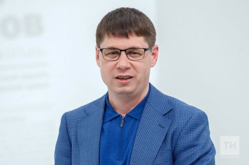 Газеты и журналы — наше богатство: Садыков поздравил журналистов с Днем российской печати