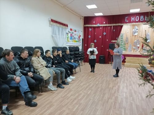 Иске Ильдеряк мәдәният учреждениесе белгечләре мәктәп белән тыгыз бердәмлектә эшлиләр