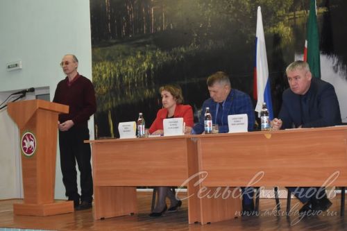 Сход граждан показал, что у емелькинцев претензий нет