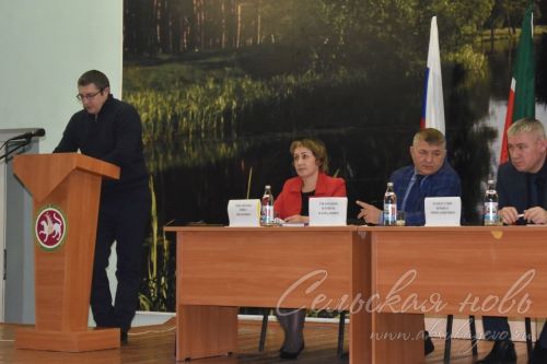 Сход граждан показал, что у емелькинцев претензий нет