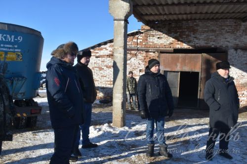 Своим трудом помогают сохранять деревни