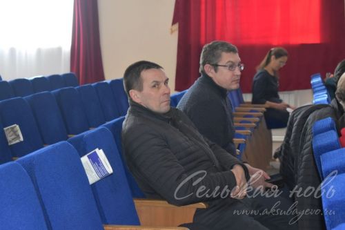 Своим трудом помогают сохранять деревни
