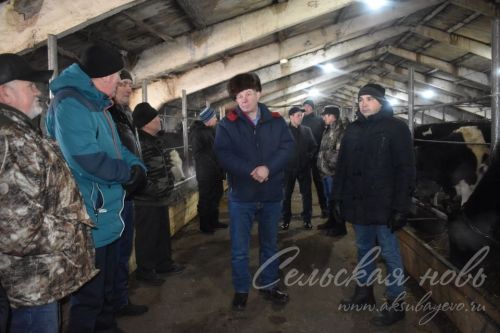 Своим трудом помогают сохранять деревни