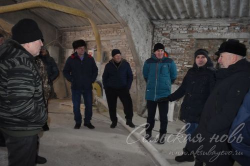 Своим трудом помогают сохранять деревни