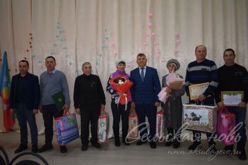 Аксубай фермерлары югары күрсәткечләр өчен бүләкләргә лаек булдылар