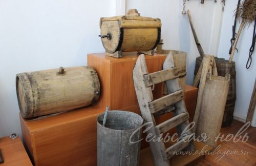 В музее Газиза Кашапова вяжут носки для мобилизованных