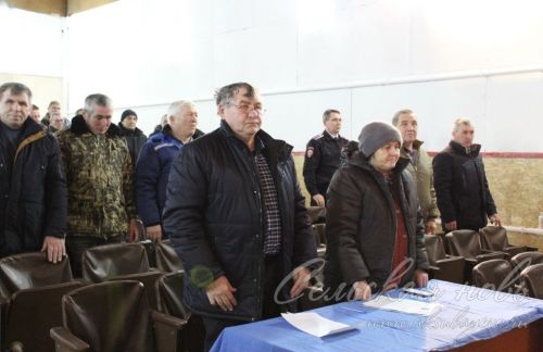 В музее Газиза Кашапова вяжут носки для мобилизованных
