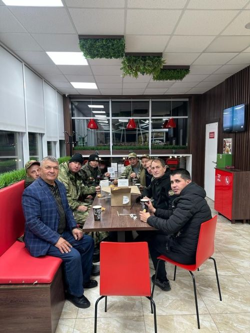 Глава Аксубаевского района вместе с волонтерами доставил гуманитарную помощь в зону СВО