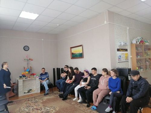 Аксубаевская молодежь узнала о корабельных дубравах нашего края
