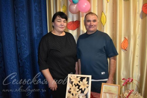 Новый год по - ерыклински: работать и праздновать вместе