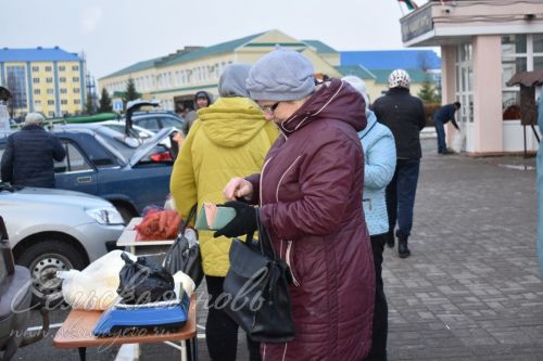 Аксубаевцы пополнили зимние запасы на сельхозярмарке