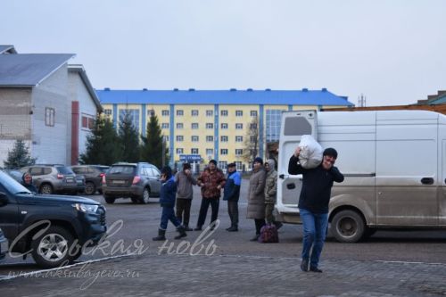 Аксубаевцы пополнили зимние запасы на сельхозярмарке