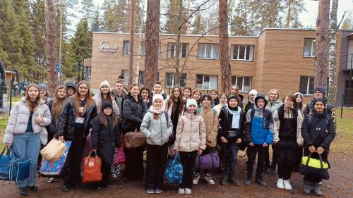 Одна команда активистов Первых вернулась из поездки, вторая отправилась в путь