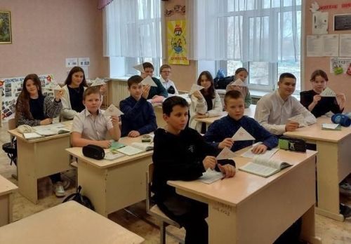 В школах Аксубаевского района прошла Всероссийская патриотическая акция «Пишу тебе, Герой!»