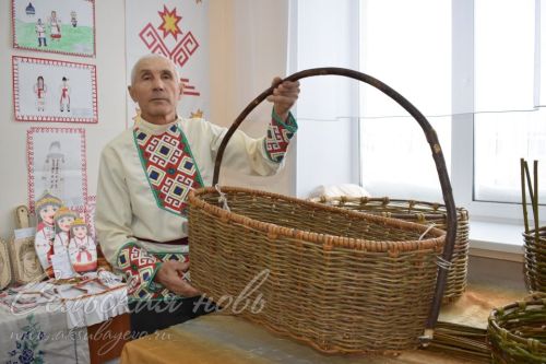 Сельский мастер мечтает сохранить древнее ремесло