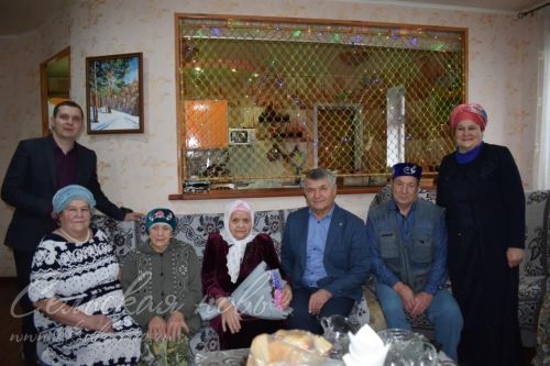 Для аксубаевского ветерана и в 90 лет жизнь прекрасна
