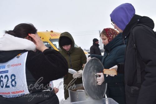 В Аксубаевском районе на «Лыжню России» встали более 1300 любителей спорта