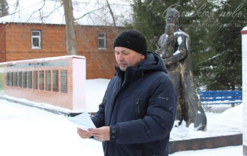 Эчке эшләр бүлеге ветераннары Аксубайда Мәңгелек ут янында патриотик җыр башкардылар