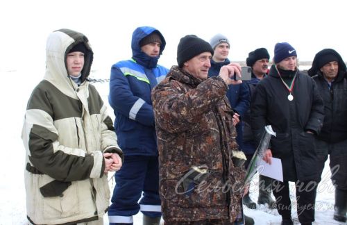 Аксубаевские рыбаки закрыли зимний сезон соревнованиями