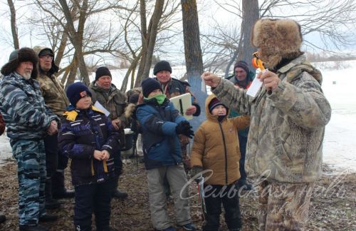 Аксубаевские рыбаки закрыли зимний сезон соревнованиями