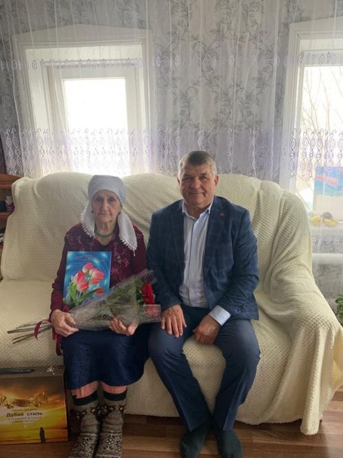 Авыл хезмәтчәне 85нче язны каршы ала