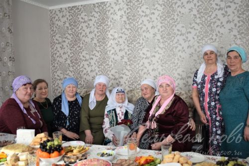 Треть своей жизни юбиляр помогала осуществлять медицинское обслуживание сельчан