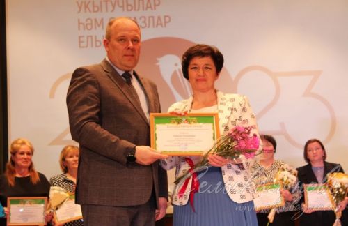 И лучший директор, и лучший учитель