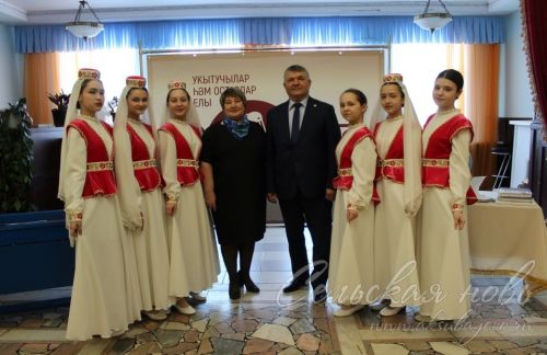 «Хәерле юл! Алга!»
