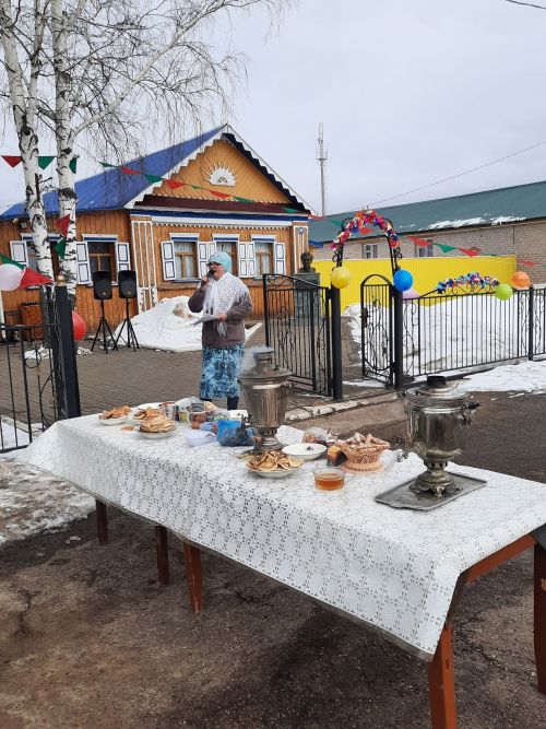 Иске Кармәттә Нәүрүзне бәйрәм иттеләр