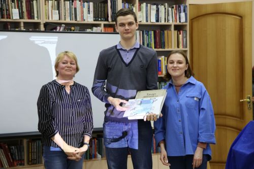 Аксубай китапханәсендә шигърият көненә багышланган чара узды