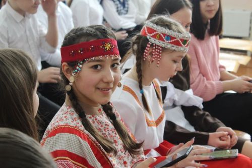 В Аксубаевском районе в стенах школы определили кто красивей и умней