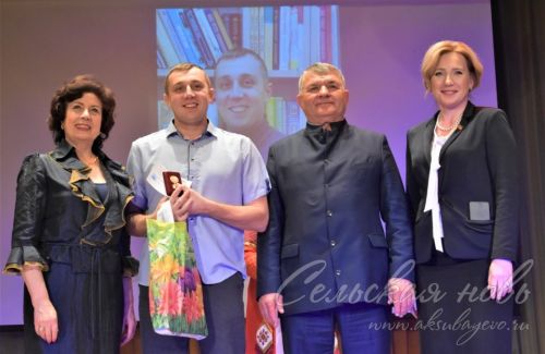 В библиотечном деле незаменимый работник