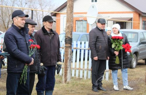 Аксубай районында махсус хәрби операциядә катнашучы Илфат Минсафинны җирләделәр
