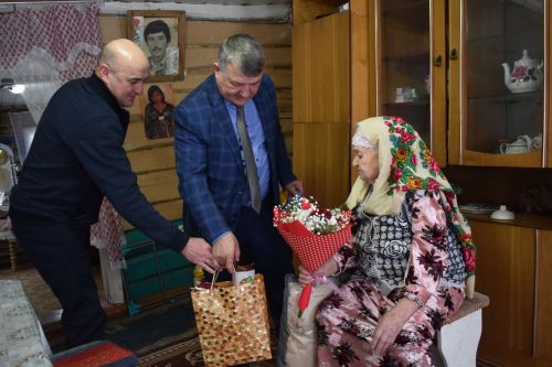 Ветеран сугыштан соң тимер юллар төзүдә катнашкан