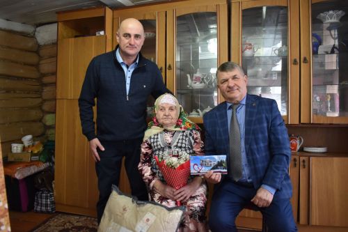 Ветеран сугыштан соң тимер юллар төзүдә катнашкан