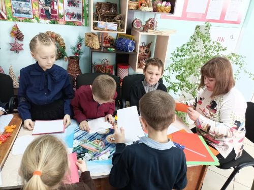 Вложили в подарок  фантазию и любовь