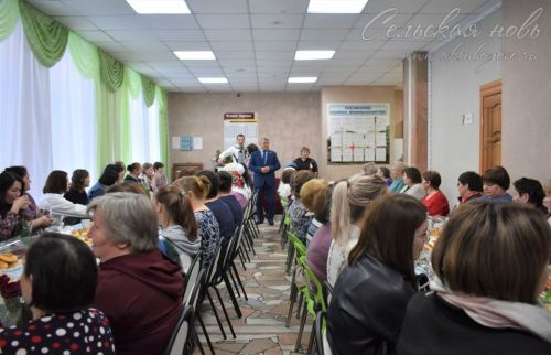 Аксубайда Халыкара хатын-кызлар көне алдыннан Ватанны саклаучыларның әниләрен һәм хатыннарын хөрмәтләделәр
