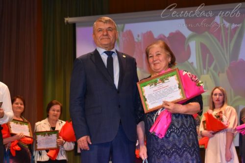 Аксубайда Халыкара хатын-кызлар көне алдыннан Ватанны саклаучыларның әниләрен һәм хатыннарын хөрмәтләделәр