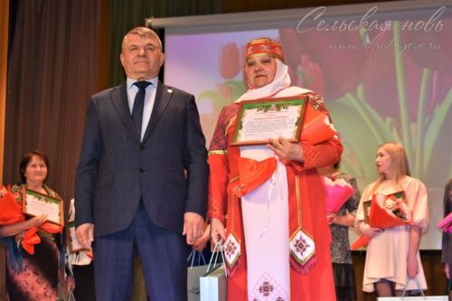 Аксубайда Халыкара хатын-кызлар көне алдыннан Ватанны саклаучыларның әниләрен һәм хатыннарын хөрмәтләделәр