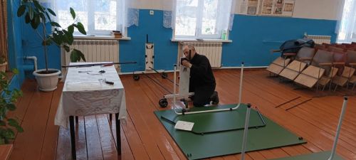 В Русскокиреметском сельском доме культуры играют в теннис