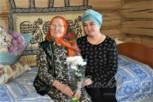 Аксубай ветераны тол ирнең җиде баласы өчен әни була