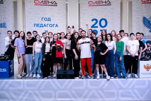 Аксубай сәнгать мәктәбе ансамбле Анапада укуларда булды