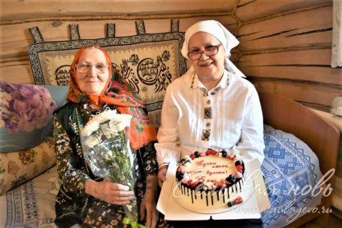 Аксубай ветераны тол ирнең җиде баласы өчен әни була