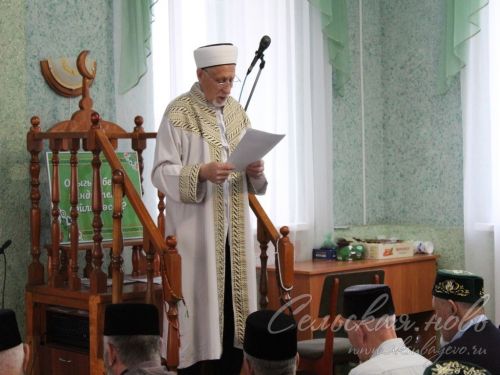 Аксубай районы мәчетләрендә Ураза гаете уңаеннан бәйрәм гыйбадәтләре узды