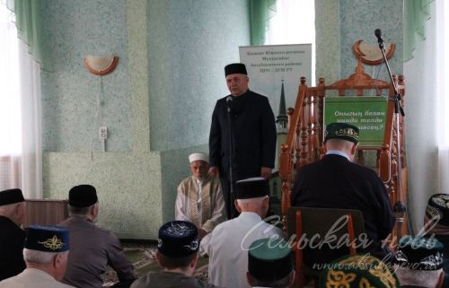 Аксубай районы мәчетләрендә Ураза гаете уңаеннан бәйрәм гыйбадәтләре узды
