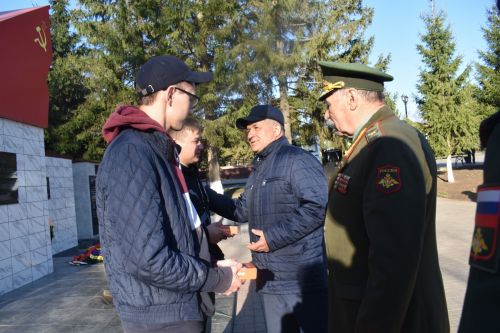 Аксубай егетләре хәрби фәнне үзләштерергә киттеләр